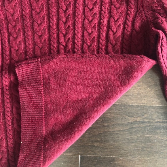 H&M deep burgandy knit sweater - Picture 3 of 6
